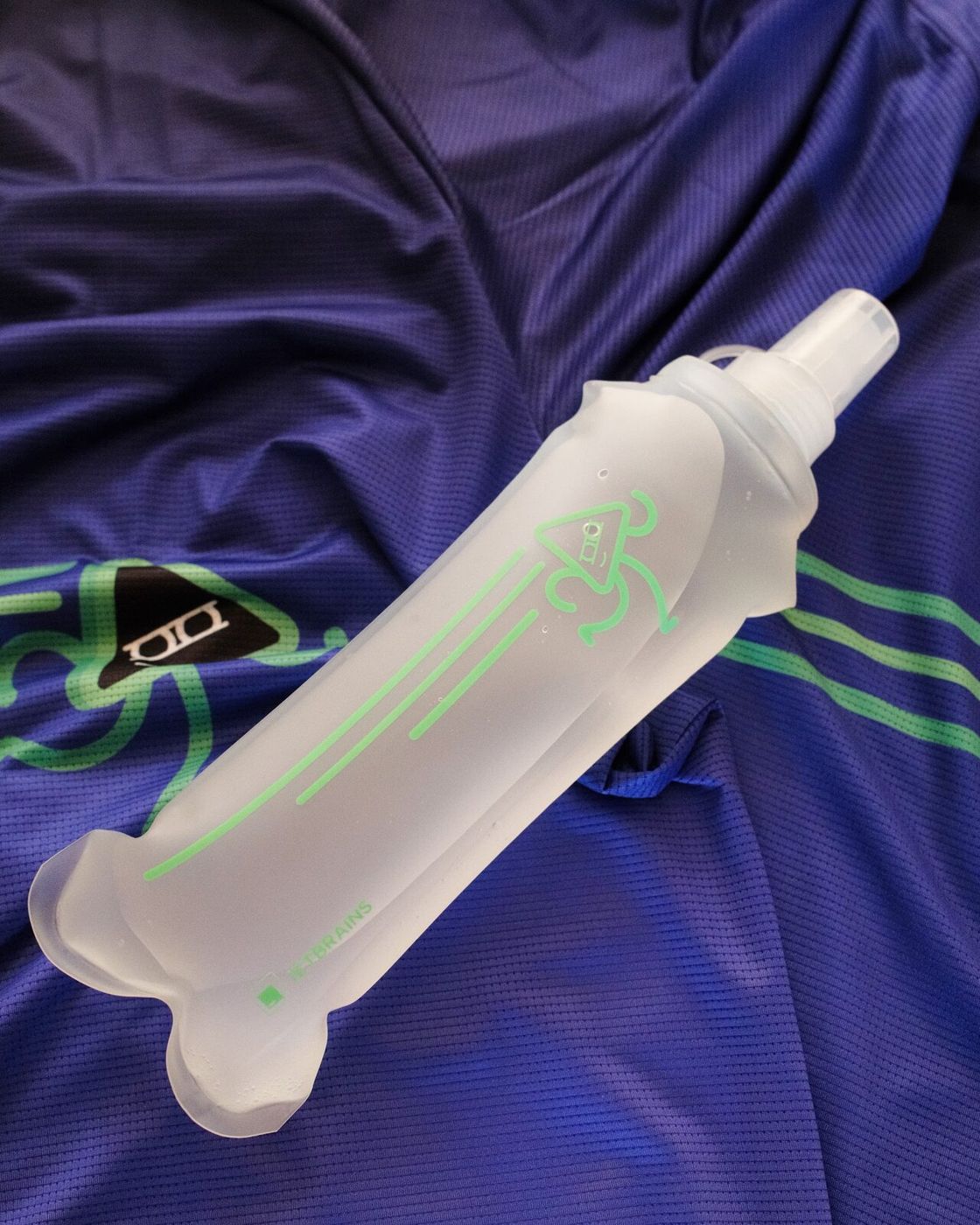 The finished soft flask lying on the tee